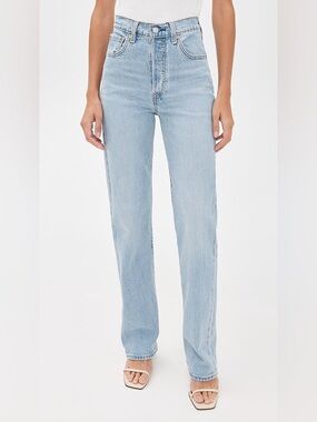 Levi’s Ribcage Straight Jeans  Size 28 x 32” Inseam